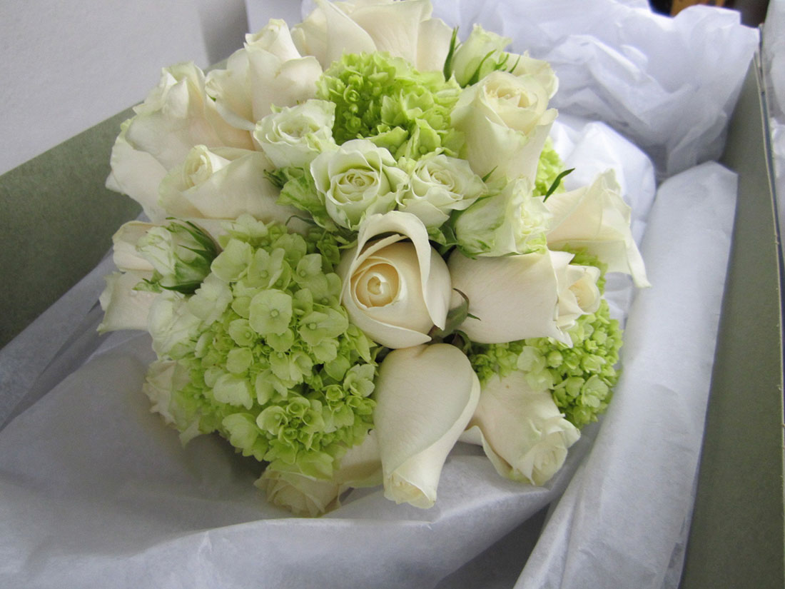 Bright Bouquets: Private Home, Tish Long Wedding Flowers